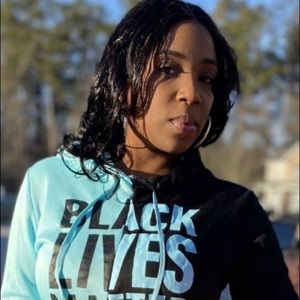 Meet your Posher, Janeisia